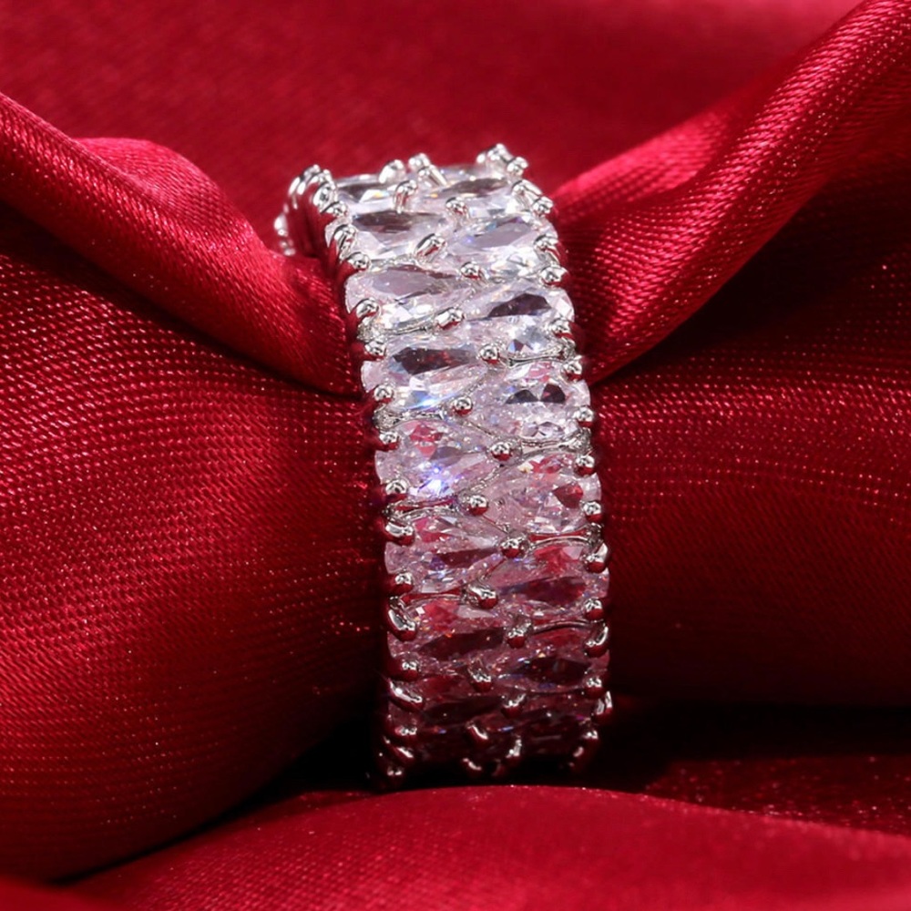 ✨Wide Dazzling Band✨ - Picture 7 of 12